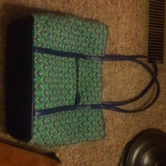 Vera Bradley Handbags - Vera Bradley Tote